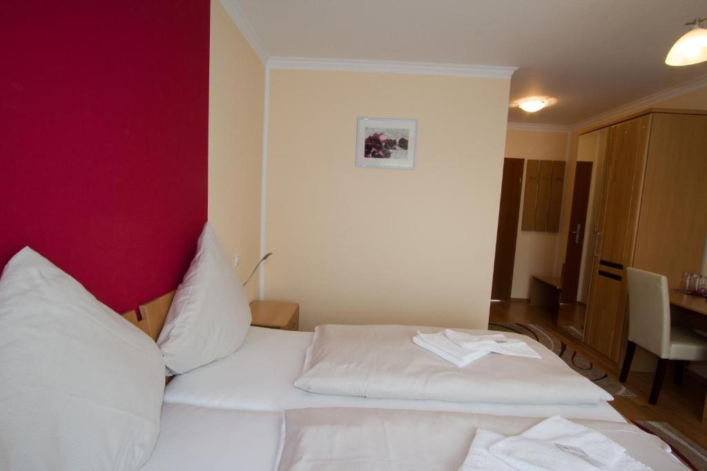 Hotel Rhein-Mosel-View Urbar  Cameră foto