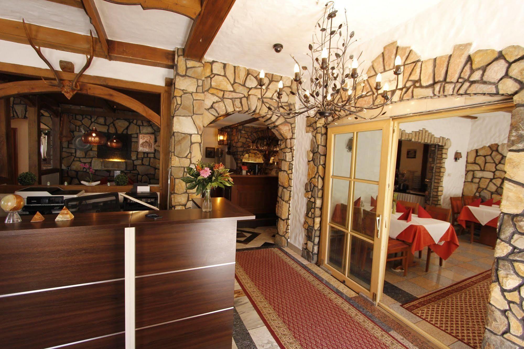 Hotel Rhein-Mosel-View Urbar  Exterior foto